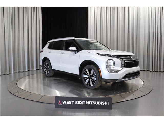 2026 Mitsubishi Outlander SEL (Stk: T26252) in Edmonton - Image 1 of 32
