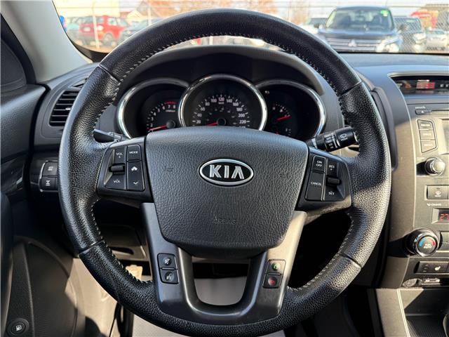 2013 Kia Sorento EX Luxury V6 (Stk: U3324A) in Cambridge - Image 19 of 30