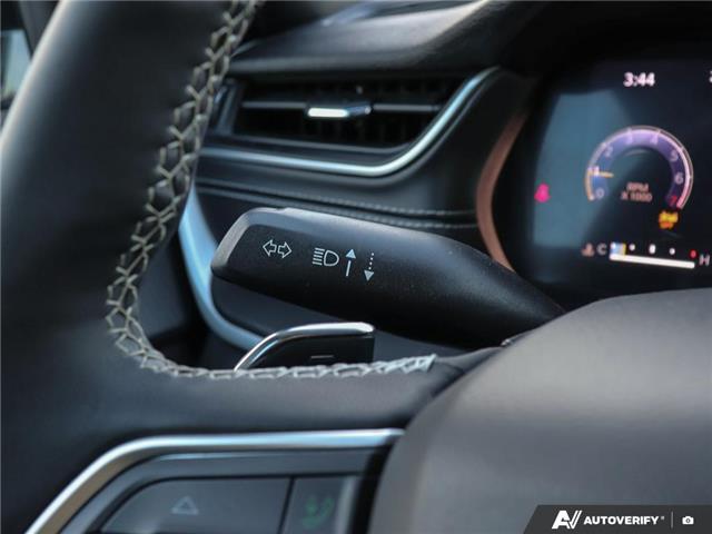 2024 Jeep Grand Cherokee Laredo (Stk: 16741A) in Hamilton - Image 16 of 27