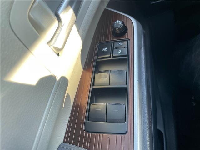 2021 Toyota Sienna XLE 8-Passenger in Charlottetown - Image 19 of 19
