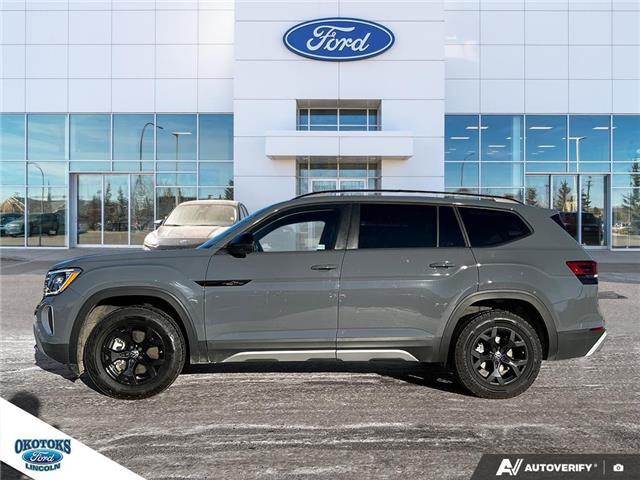2024 Volkswagen Atlas 2.0 TSI Peak Edition (Stk: B89100) in Okotoks - Image 3 of 20