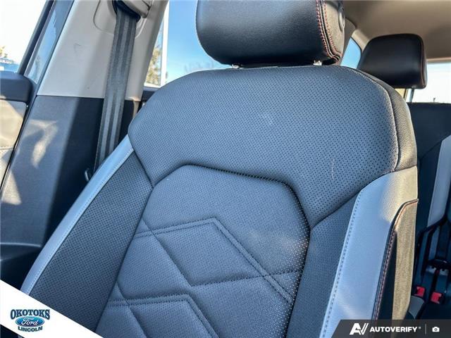 2024 Volkswagen Atlas 2.0 TSI Peak Edition (Stk: B89100) in Okotoks - Image 15 of 20