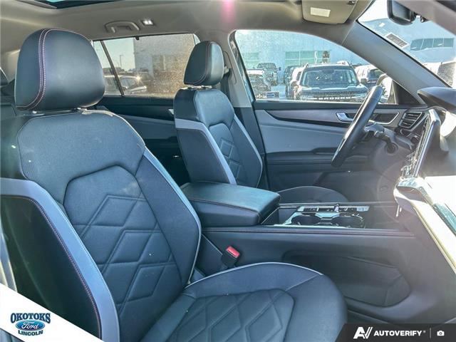 2024 Volkswagen Atlas 2.0 TSI Peak Edition (Stk: B89100) in Okotoks - Image 17 of 20