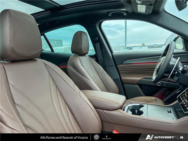 2025 Maserati Grecale Trofeo (Stk: 652510) in Victoria - Image 20 of 23