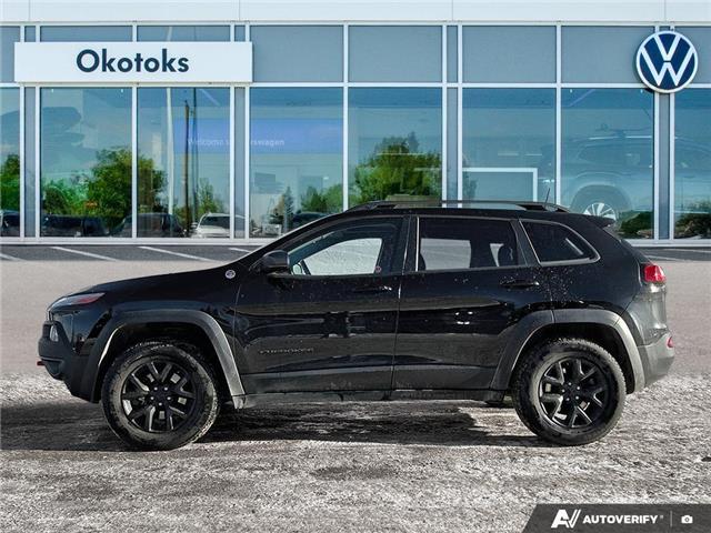 2018 Jeep Cherokee Trailhawk (Stk: KT-055A) in Okotoks - Image 2 of 15