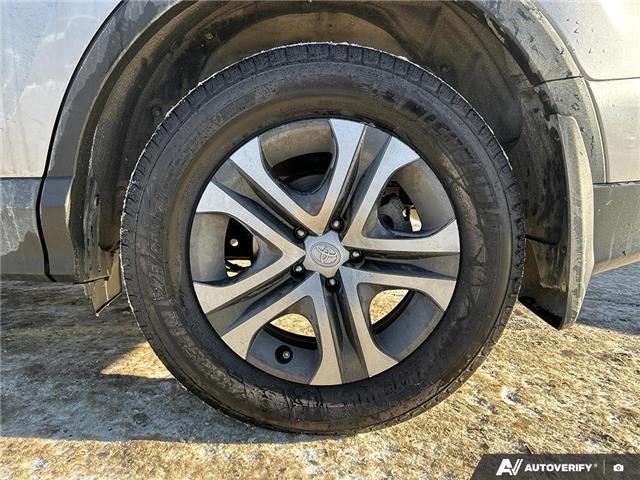 2016 Toyota RAV4 LE (Stk: KU0454) in Okotoks - Image 5 of 15