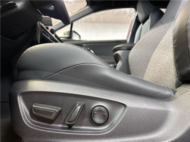 2026 Toyota bZ XLE (Stk: 11105585) in Markham - Image 17 of 23