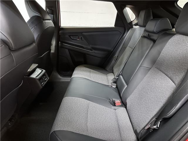 2026 Toyota bZ XLE (Stk: 11105571) in Markham - Image 18 of 24