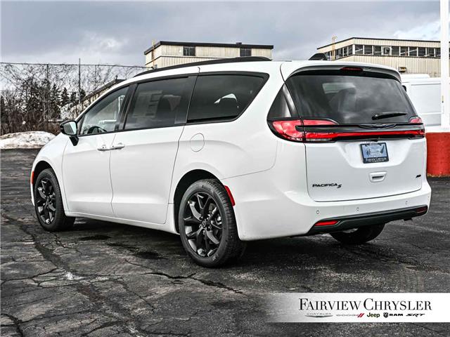2026 Chrysler Pacifica Select (Stk: TR2568) in Burlington - Image 4 of 33
