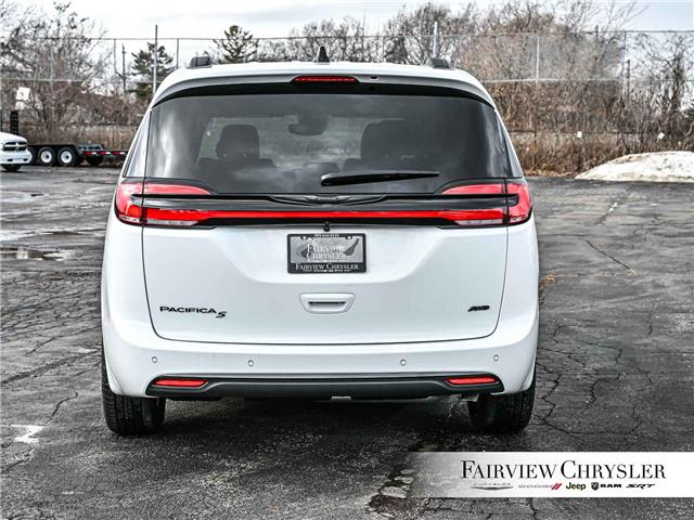 2026 Chrysler Pacifica Select (Stk: TR2568) in Burlington - Image 5 of 33