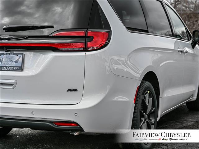 2026 Chrysler Pacifica Select (Stk: TR2568) in Burlington - Image 11 of 33