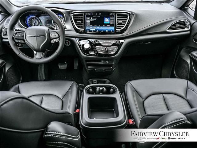 2026 Chrysler Pacifica Select (Stk: TR2568) in Burlington - Image 21 of 33