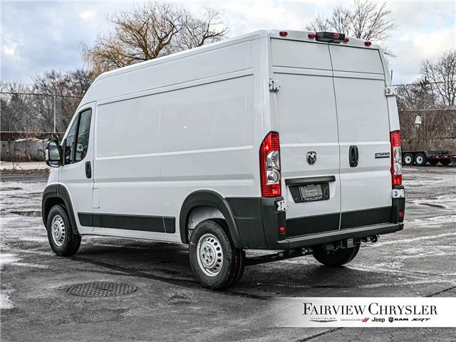 2026 RAM ProMaster 2500 High Roof (Stk: TE2532) in Burlington - Image 4 of 33