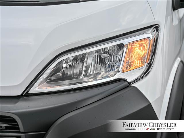 2026 RAM ProMaster 2500 High Roof (Stk: TE2532) in Burlington - Image 7 of 33