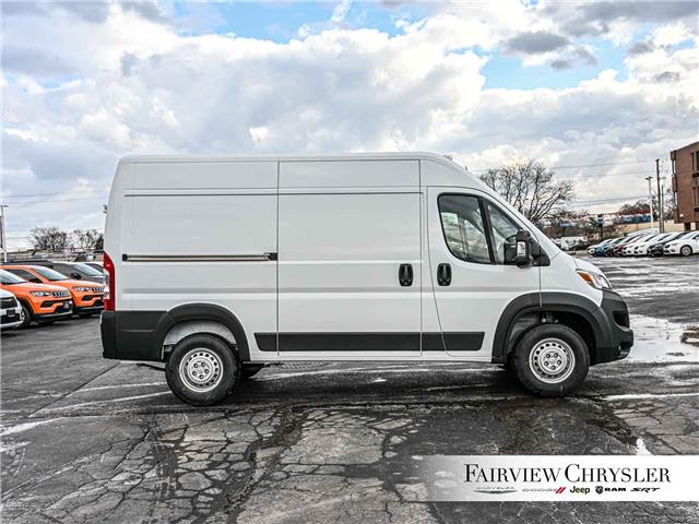 2026 RAM ProMaster 2500 High Roof (Stk: TE2532) in Burlington - Image 11 of 33