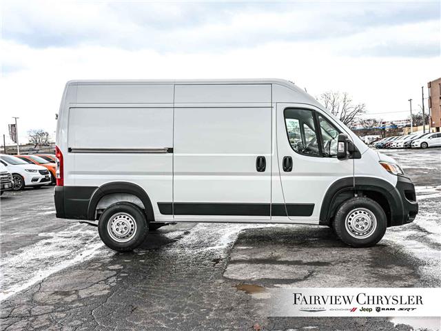 2026 RAM ProMaster 2500 High Roof (Stk: TE2531) in Burlington - Image 11 of 33
