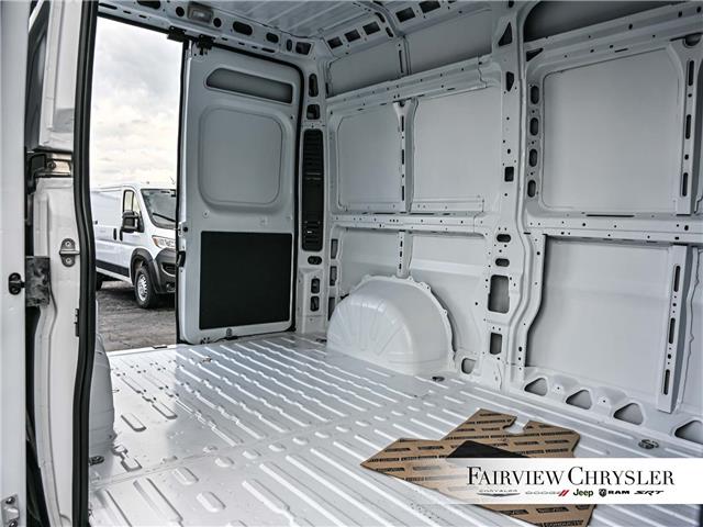 2026 RAM ProMaster 2500 High Roof (Stk: TE2532) in Burlington - Image 32 of 33