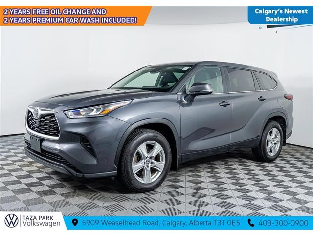 2024 Toyota Highlander LE (Stk: TU0229) in Calgary - Image 1 of 25