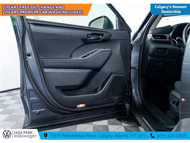 2024 Toyota Highlander LE (Stk: TU0229) in Calgary - Image 12 of 25