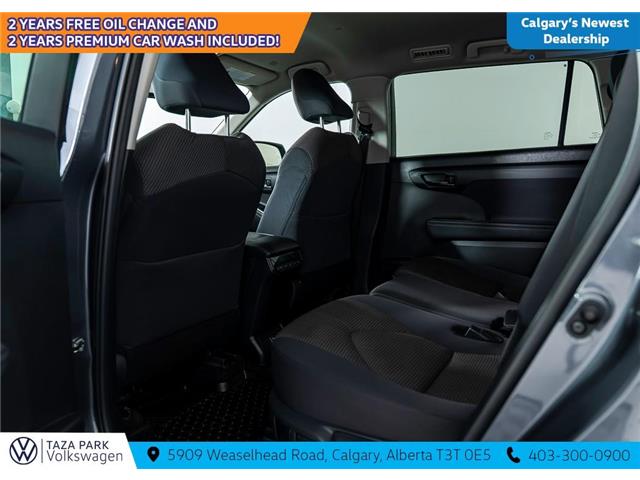 2024 Toyota Highlander LE (Stk: TU0229) in Calgary - Image 24 of 25