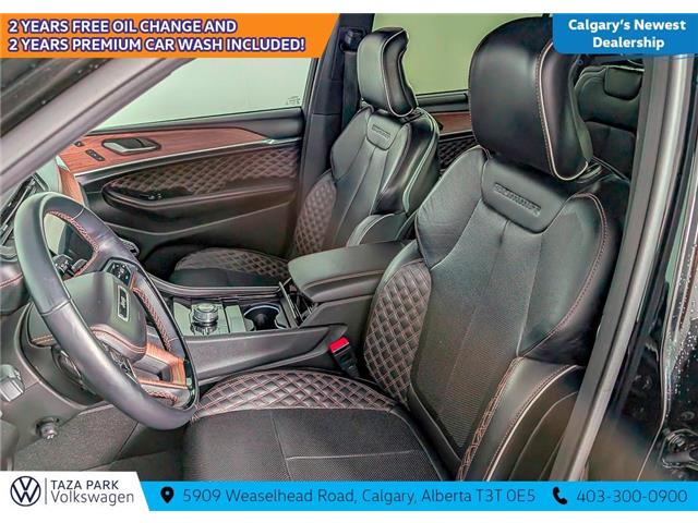 2021 Jeep Grand Cherokee L Summit (Stk: TU0214) in Calgary - Image 17 of 25