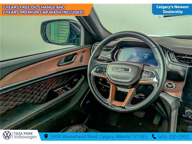 2021 Jeep Grand Cherokee L Summit (Stk: TU0214) in Calgary - Image 18 of 25