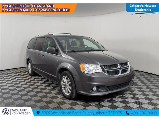 2019 Dodge Grand Caravan 35th Anniversary Edition (Stk: TU0164A) in Calgary - Image 4 of 18