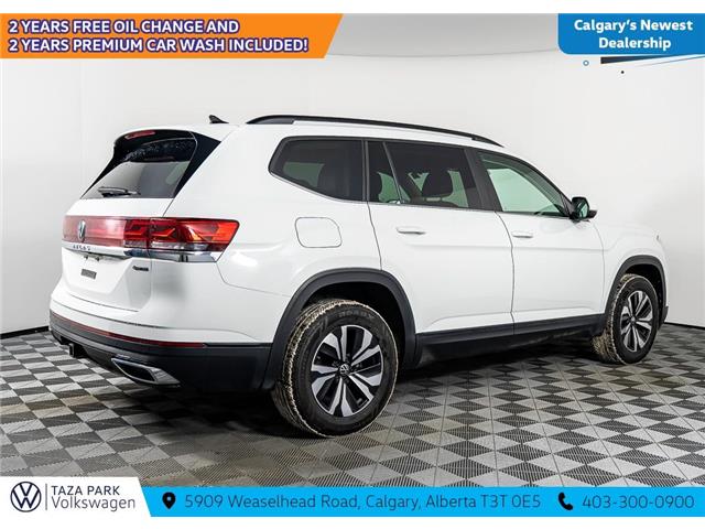 2024 Volkswagen Atlas 2.0 TSI Comfortline (Stk: TU0237) in Calgary - Image 5 of 26