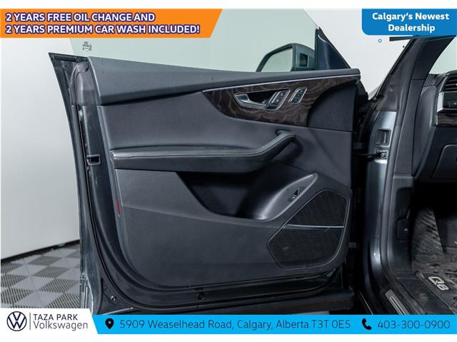 2020 Audi Q8 55 Technik (Stk: TT-012B) in Calgary - Image 13 of 22