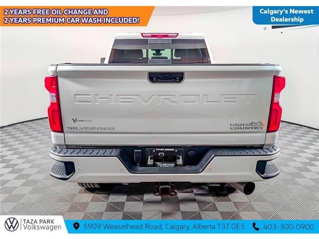 2023 Chevrolet Silverado 3500HD High Country (Stk: TU0222) in Calgary - Image 6 of 22
