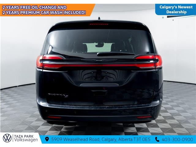 2024 Chrysler Pacifica Touring-L (Stk: TU0213) in Calgary - Image 6 of 22