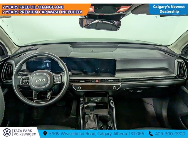 2024 Kia Sorento 2.5T EX (Stk: TU0160) in Calgary - Image 17 of 26