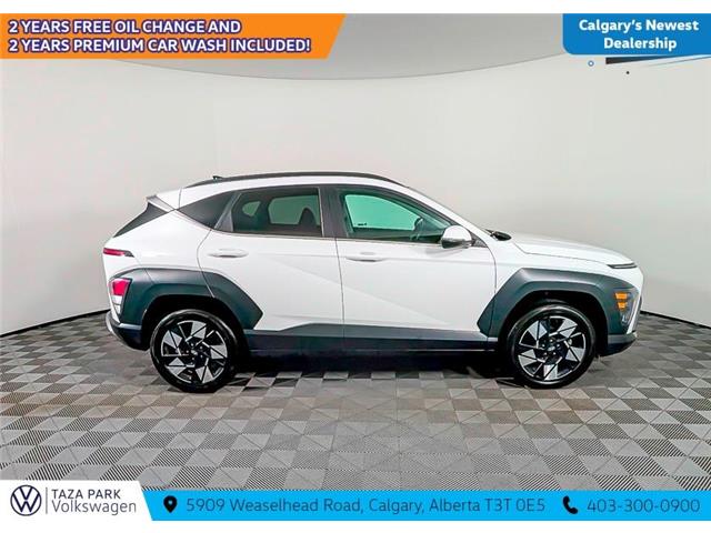 2024 Hyundai Kona 2.0L Preferred w/Trend Package (Stk: TU0218) in Calgary - Image 5 of 12