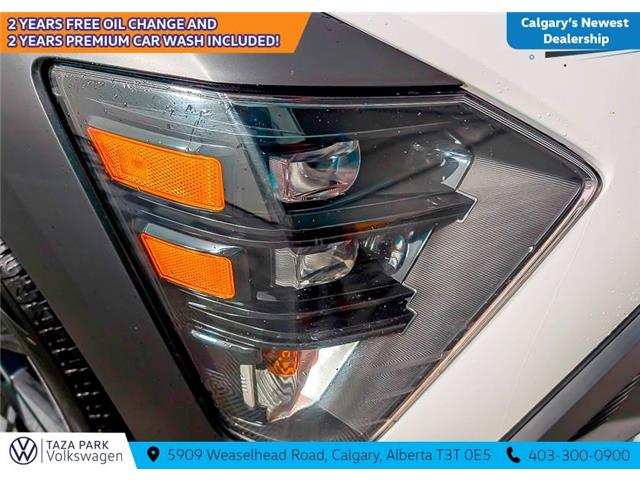 2024 Hyundai Kona 2.0L Preferred w/Trend Package (Stk: TU0218) in Calgary - Image 11 of 12