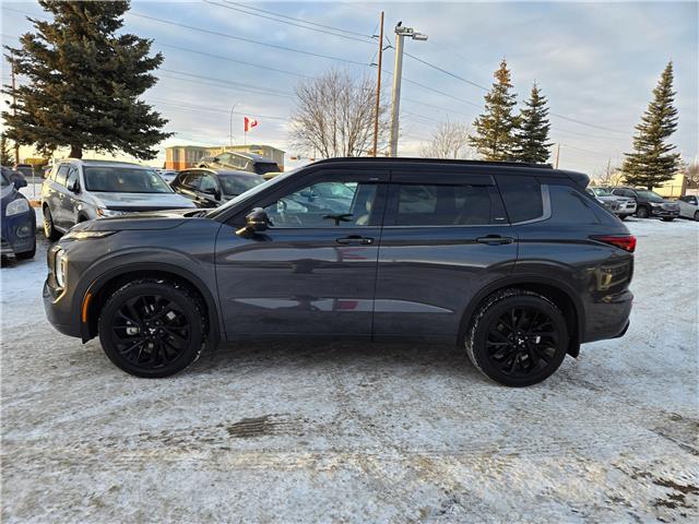 2024 Mitsubishi Outlander GT NOIR (Stk: 8959) in Calgary - Image 4 of 25