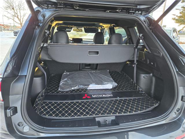 2024 Mitsubishi Outlander GT NOIR (Stk: 8959) in Calgary - Image 9 of 25