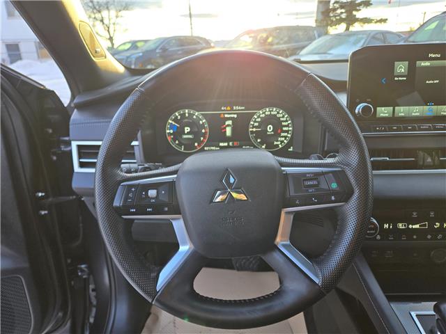 2024 Mitsubishi Outlander GT NOIR (Stk: 8959) in Calgary - Image 11 of 25