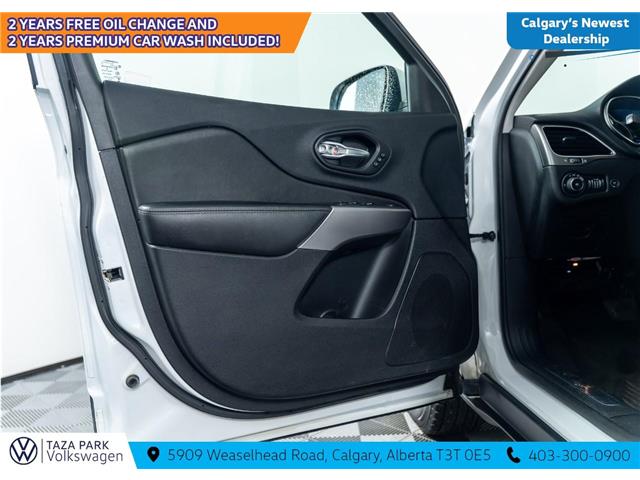 2019 Jeep Cherokee Limited (Stk: TU0191A) in Calgary - Image 12 of 27