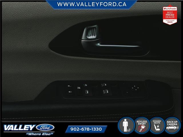2022 Chrysler Grand Caravan SXT (Stk: 26P001) in Kentville - Image 4 of 9