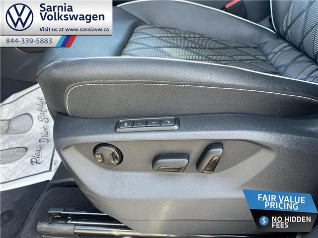 2025 Volkswagen Atlas 2.0 TSI Execline (Stk: VU1633) in Sarnia - Image 12 of 23