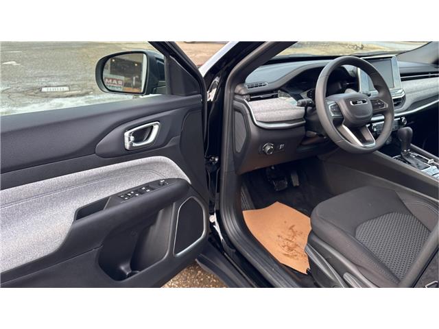 2026 Jeep Compass Sport (Stk: TT050) in Kamloops - Image 9 of 23