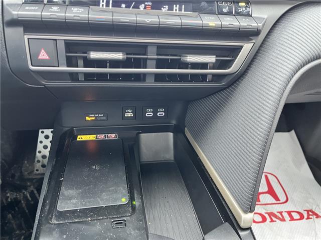 2025 Toyota Camry XSE (Stk: 260205A) in Ottawa - Image 12 of 21