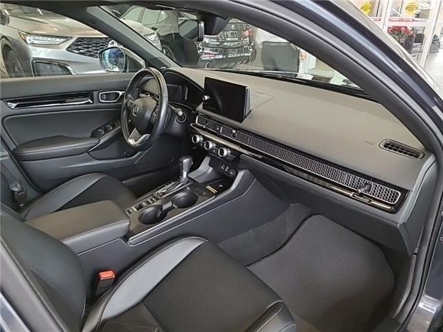 2022 Honda Civic Hatchback Sport Touring CVT (SORRY SOLD SOLD SOLD) (Stk: Z4516A) in Aurora - Image 12 of 26