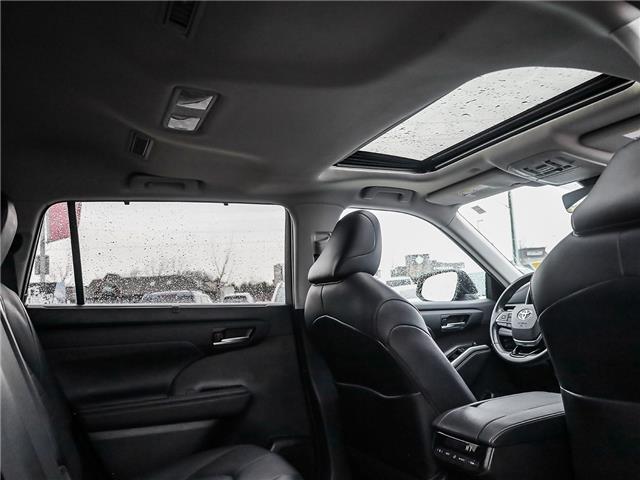2021 Toyota Highlander Hybrid XLE (Stk: T9683A) in Welland - Image 17 of 28