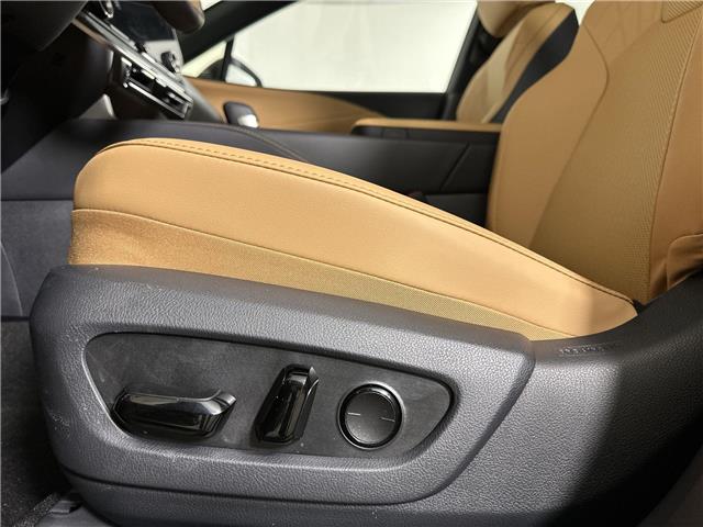 2026 Lexus RX 450h+ Base (Stk: 14111869) in Markham - Image 13 of 19
