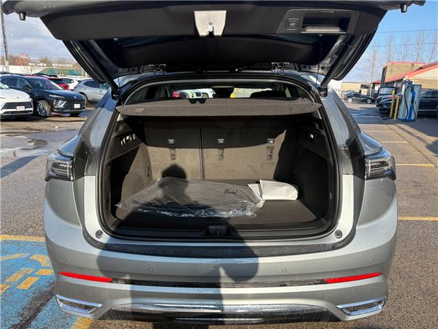 2026 Buick Envision Avenir (Stk: 57352) in Strathroy - Image 3 of 10