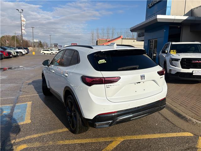 2026 Buick Envision Sport Touring (Stk: 56988) in Strathroy - Image 2 of 9