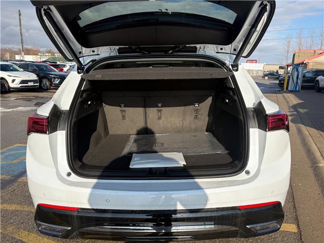 2026 Buick Envision Sport Touring (Stk: 56988) in Strathroy - Image 3 of 9