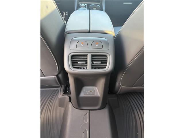 2026 Buick Envision Sport Touring (Stk: 56988) in Strathroy - Image 5 of 9
