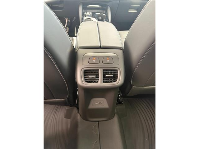 2026 Buick Envision Sport Touring (Stk: 57330) in Strathroy - Image 5 of 9